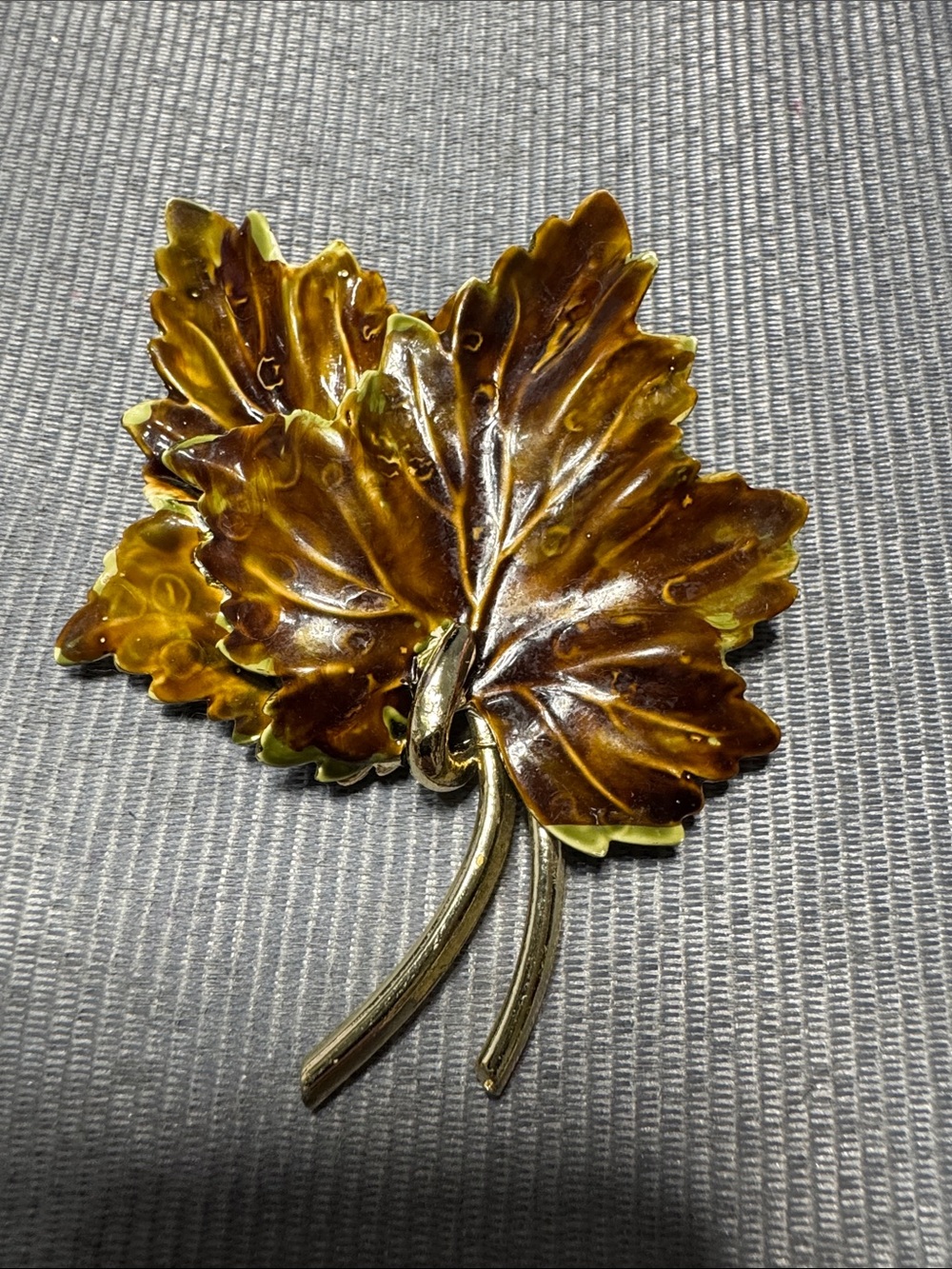 Vintage Coro Brown and Olive Green Leaf Brooch